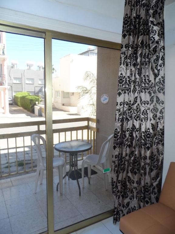 Geotanya Apartments Limassol Quarto foto